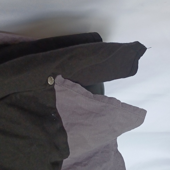 Neon Buddha Womens Sz M Wearable Art to Wear Blouse Black/Grey, 20" PTP, 26" L - Picture 6 of 9